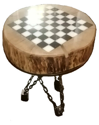 Кофейный столик из слэба дерева и мрамора Шахматный столик из слэба дерева (поперечного спила) и мрамора